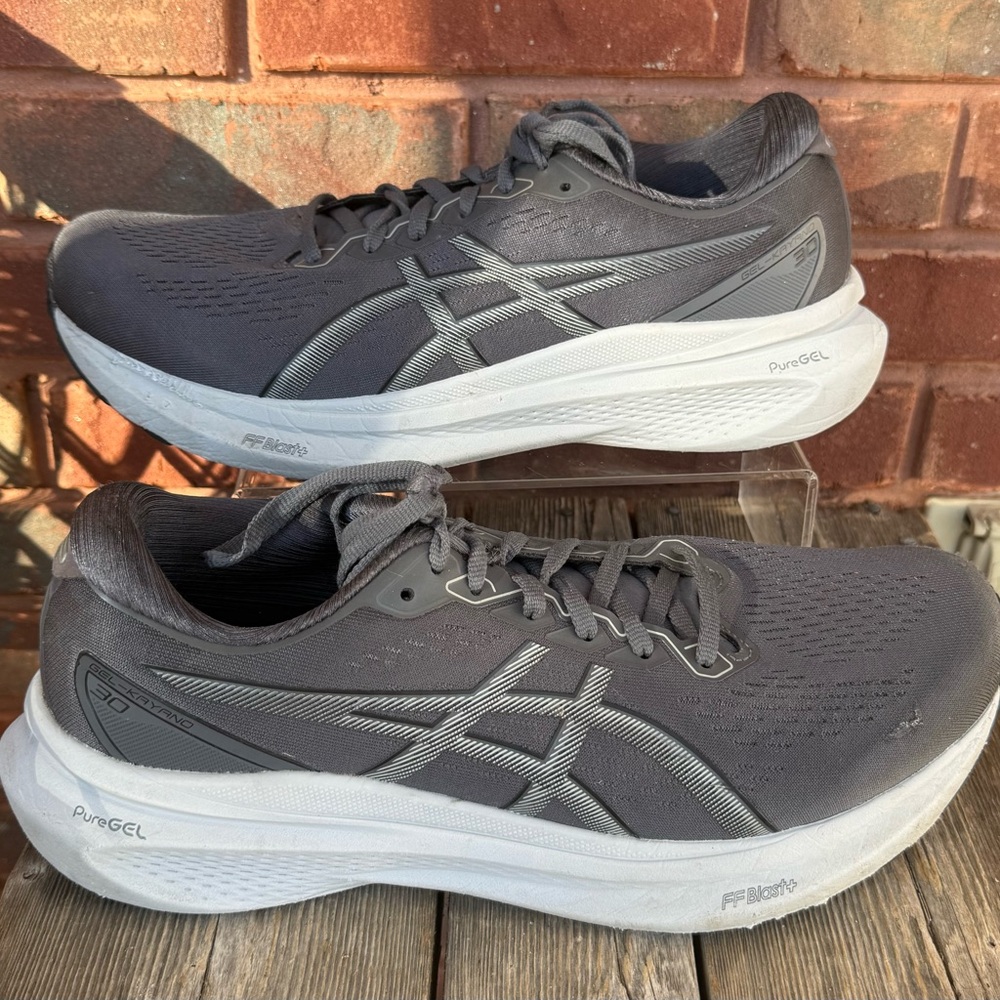ASICS Gel-Kayano 30 Men’s Size 11 Gray Running Shoes Athletic PureGEL 1011B548
